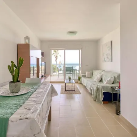 Global Marina Park - By Global Holidays 22195 بيت للعطل دينايا